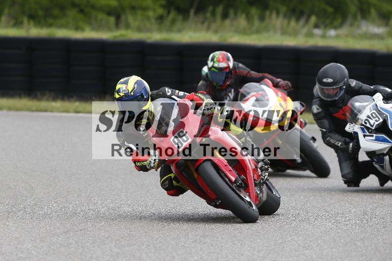/22 06.06.2025 DISCOVER the BIKE ADR/Race 3 rot/37